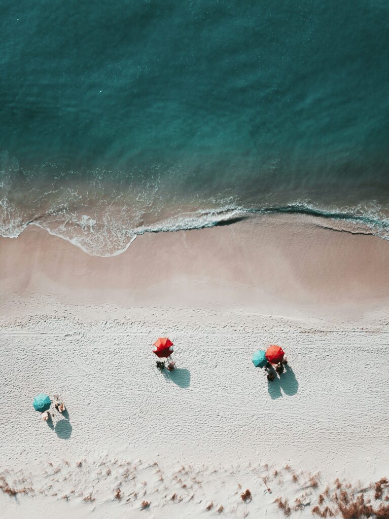 Beach with the ocean and people